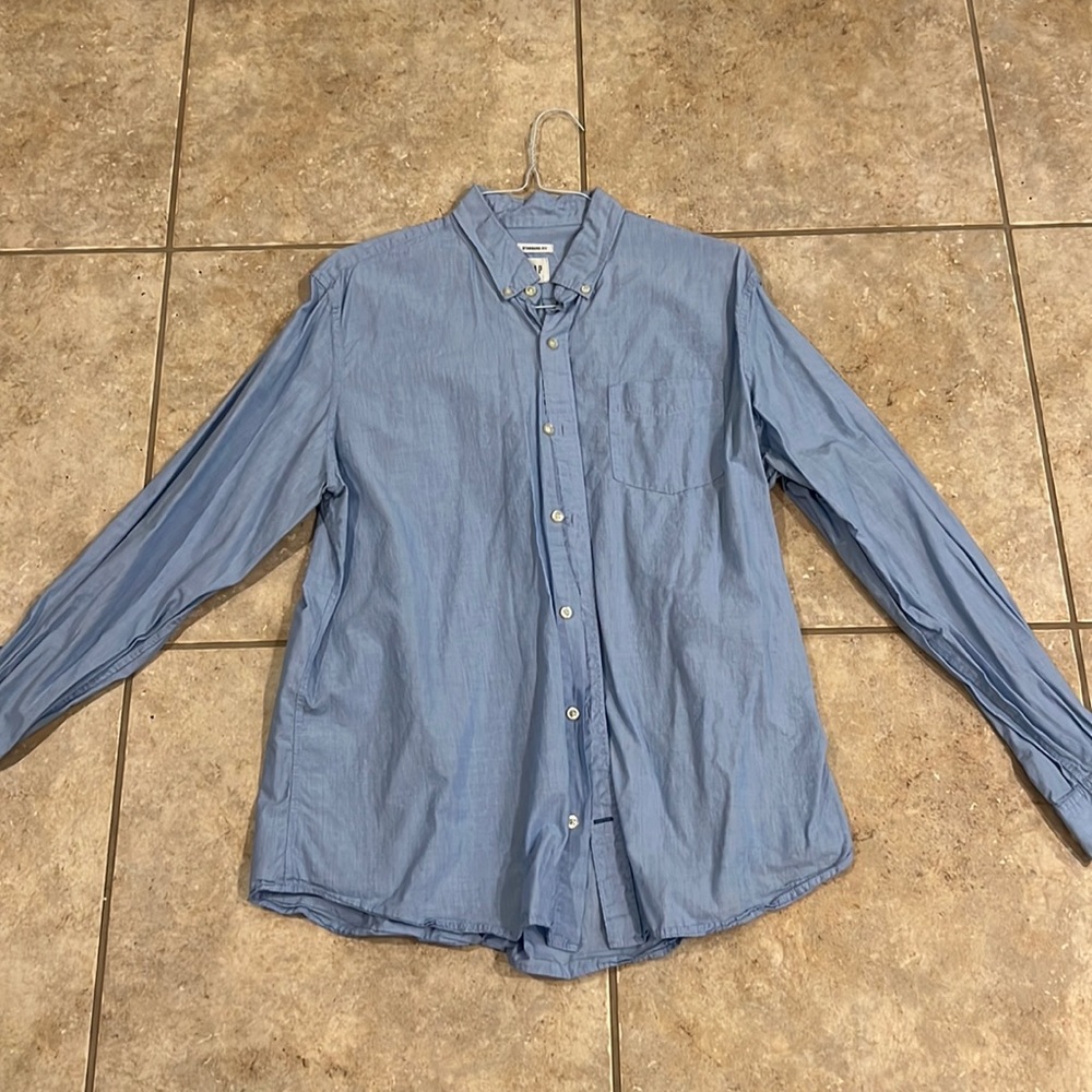 Gap XL blue button down